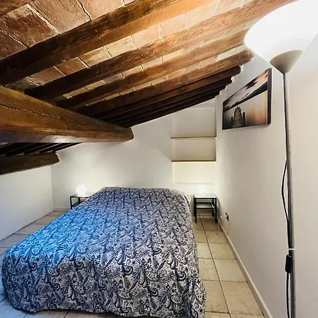 Apartment Casa L' Aurora Viola Livorno