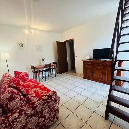 Apartment Casa L' Aurora Viola *